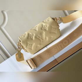 LV Wallet on Strap сумка, модель M81400, желтая Эта сумка Wallet