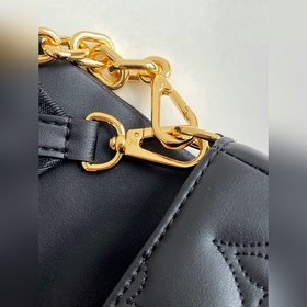 Сумка LV Wallet on Strap Модель M81398 Черный  Эта сумка Wallet
