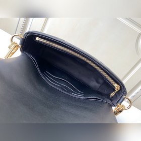 Сумка LV Wallet on Strap Модель M81398 Черный  Эта сумка Wallet