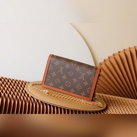LV DAUPHINE сумка на цепочке, модель M68746 Сумка с цепочкой DA