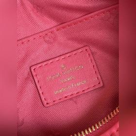 LV  Over The Moon Сумка-луна Сумка под мышку Модель M59915 Розо