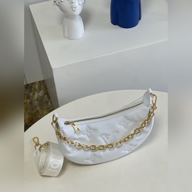 LV  Over The Moon Сумка-луна Сумка под мышку Модель M59959 Белы