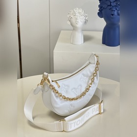 LV  Over The Moon Сумка-луна Сумка под мышку Модель M59959 Белы
