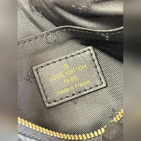 LV  Over The Moon Сумка-луна Сумка под мышку Модель M59799 Черн