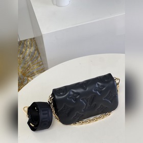 LV Сумка Wallet on Strap, модель M81398, черная Эта сумка Walle
