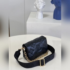 LV Сумка Wallet on Strap, модель M81398, черная Эта сумка Walle