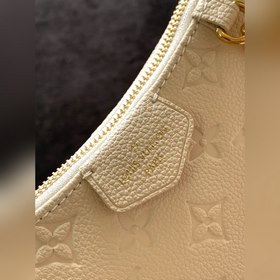 LV Easy Pouch On Strap сумка, модель M81066, молочно-белый  Весе