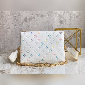 LV Модель M21209 Бежевая кожаная сумка с цепочкой Серия COUSSIN
