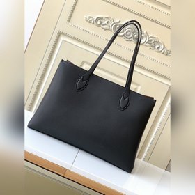 LV LOCKME Сумка-тоут Модель M58927 Черный Сумка Lockme из мелкозе