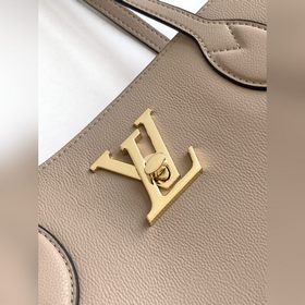 LV LOCKME Сумка-тоут Модель M58927 Розовый Сумка Lockme из мелкоз