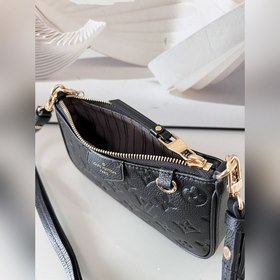 LV Easy Pouch On Strap сумка, модель M80349, черная, сумка через 