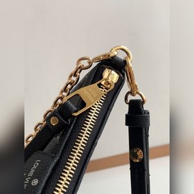 Сумка LV Easy Pouch On Strap, модель M80349, черная с тиснением 
