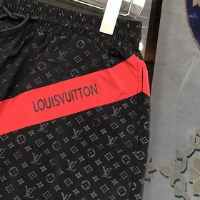 LV Новая летняя коллекция мужских пляжных шорт Лаконичный и модны