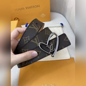 Женский пояс LV с дизайном Initiales Незаменимый аксессуар этого