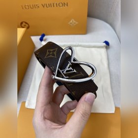 Женский пояс LV с дизайном Initiales Незаменимый аксессуар этого 
