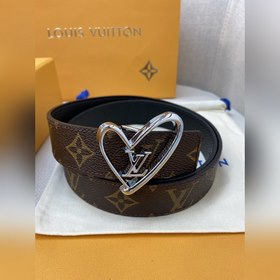 Женский пояс LV с дизайном Initiales Незаменимый аксессуар этого 