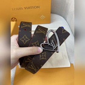 Женский пояс LV с дизайном Initiales Незаменимый аксессуар этого