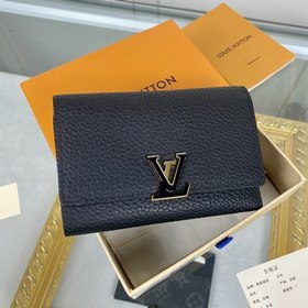 LV Модель M62157 Черный Кожаный кошелек с тремя складками Эта эле