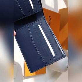 LV Модель M81020 Мужской кошелек В начале весны 2022 года японск