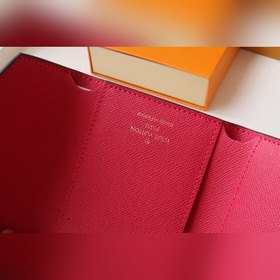 Кошелек LV Victorine, модель M62742 Нежный и функциональный, этот