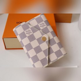 Кошелек LV Victorine, модель M62742 Нежный и функциональный, этот