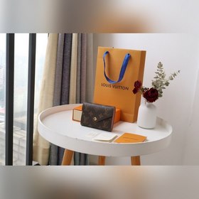 Кошелек LV Victorine, модель M62742 Нежный и функциональный, этот