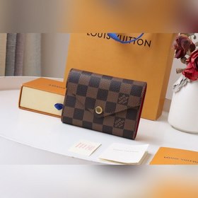 Кошелек LV Victorine, модель M62742 Нежный и функциональный, это
