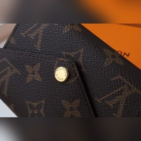 Кошелек LV Victorine, модель M62742 Нежный и функциональный, это