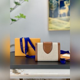 LV Модель M81393 Короткий женский кошелек  Короткая кошелька из