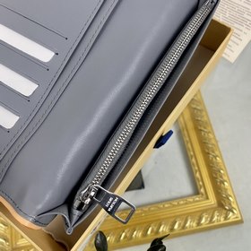 LV Модель： 80807 Серебристый зеркальный костюмный кошелек серии B