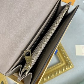 LV Модель M81049 Сумка-конверт цвета абрикос Импортная кожа теле