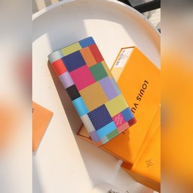 LV Модель N60440 Кошелек BRAZZA Кошелек Brazza создан для мужчин,