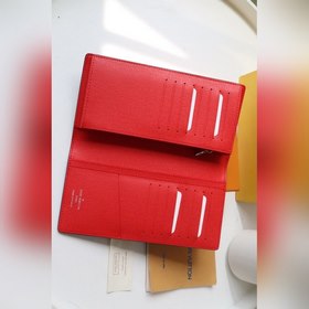 LV BRAZZA Кошелек для денег и визиток Модель M80932 Этот кошелек 