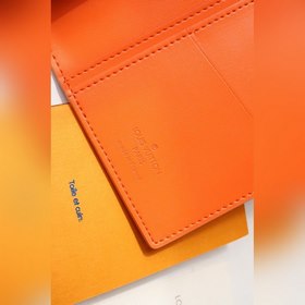 LV Aerogram Brazza Кошелек Модель M81153 Aerogram Brazza Кошелек