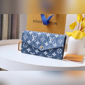 Кошелек LV Sarah, модель M81183 Этот кошелек Sarah выполнен из д