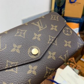 Кошелек LV в форме конверта, модель M60531 Этот кошелек в форме к