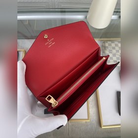 LV Конверт-кошелек Sarah, модель M61182, ярко-красный  Этот бум