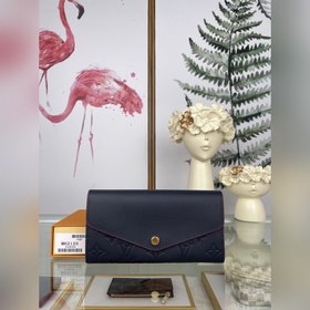 LV Конверт-кошелек Sarah, модель M62125, темно-синий Этот кошелек