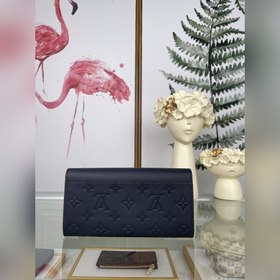 LV Конверт-кошелек Sarah, модель M62125, темно-синий Этот кошелек