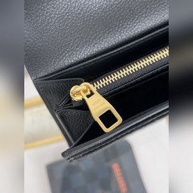 LV Конверт-кошелек Sarah, модель M61182, черный Этот кошелек Sar