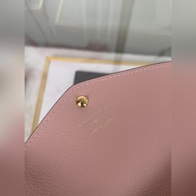 LV Конверт-кошелек Sarah, модель M61182, розовый  Этот бумажник 