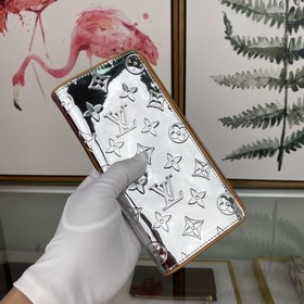 Louis Vuitton, модель M80807, портфель для костюма, капсульная ко