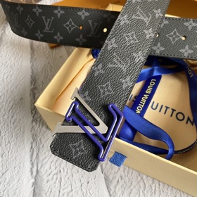 LOUIS VUITTON Модный универсальный ремень Ширина 4,0 см, все разм