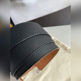 LOUIS VUITTON Луи Виттен, модель с двойной застежкой, из личи, мо