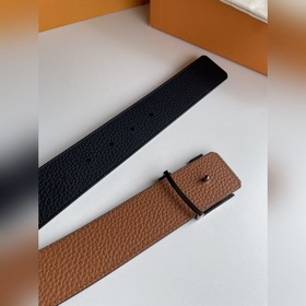 LOUIS VUITTON Луи Виттен, модель с двойной застежкой, из личи, мо
