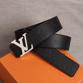 LV Louis Vuitton, изготовлено в Испании, с тисненым логотипом и с