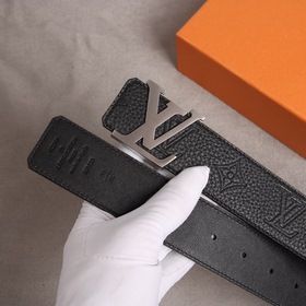 LV Louis Vuitton, изготовлено в Испании, с тисненым логотипом и с