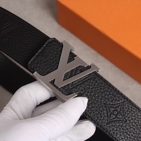 LV Louis Vuitton, изготовлено в Испании, с тисненым логотипом и с