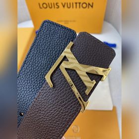 Пояс LOUIS VUITTON Этот пояс изготовлен из итальянской кожи, импо