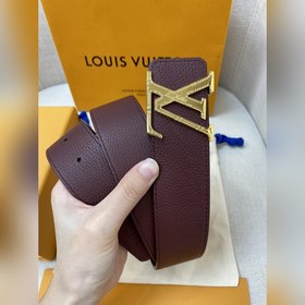 Пояс LOUIS VUITTON Этот пояс изготовлен из итальянской кожи, импо